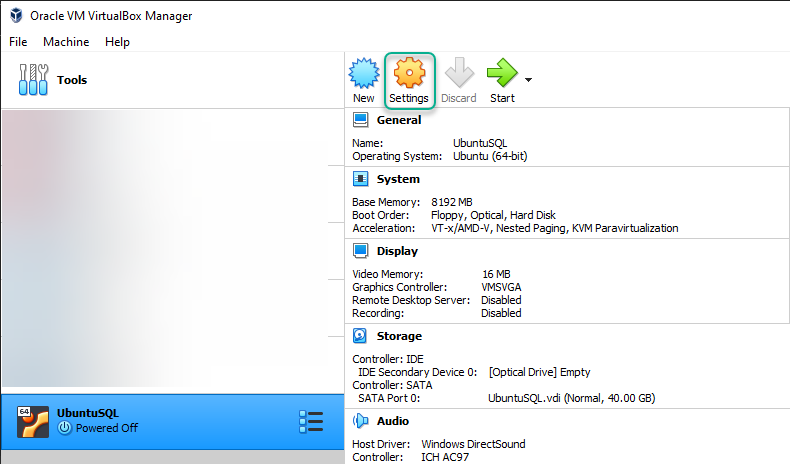 Oracle VirtualBox Manager window wit the newly created VM (UbuntuSQL) selected and the "Settings" button marked.

